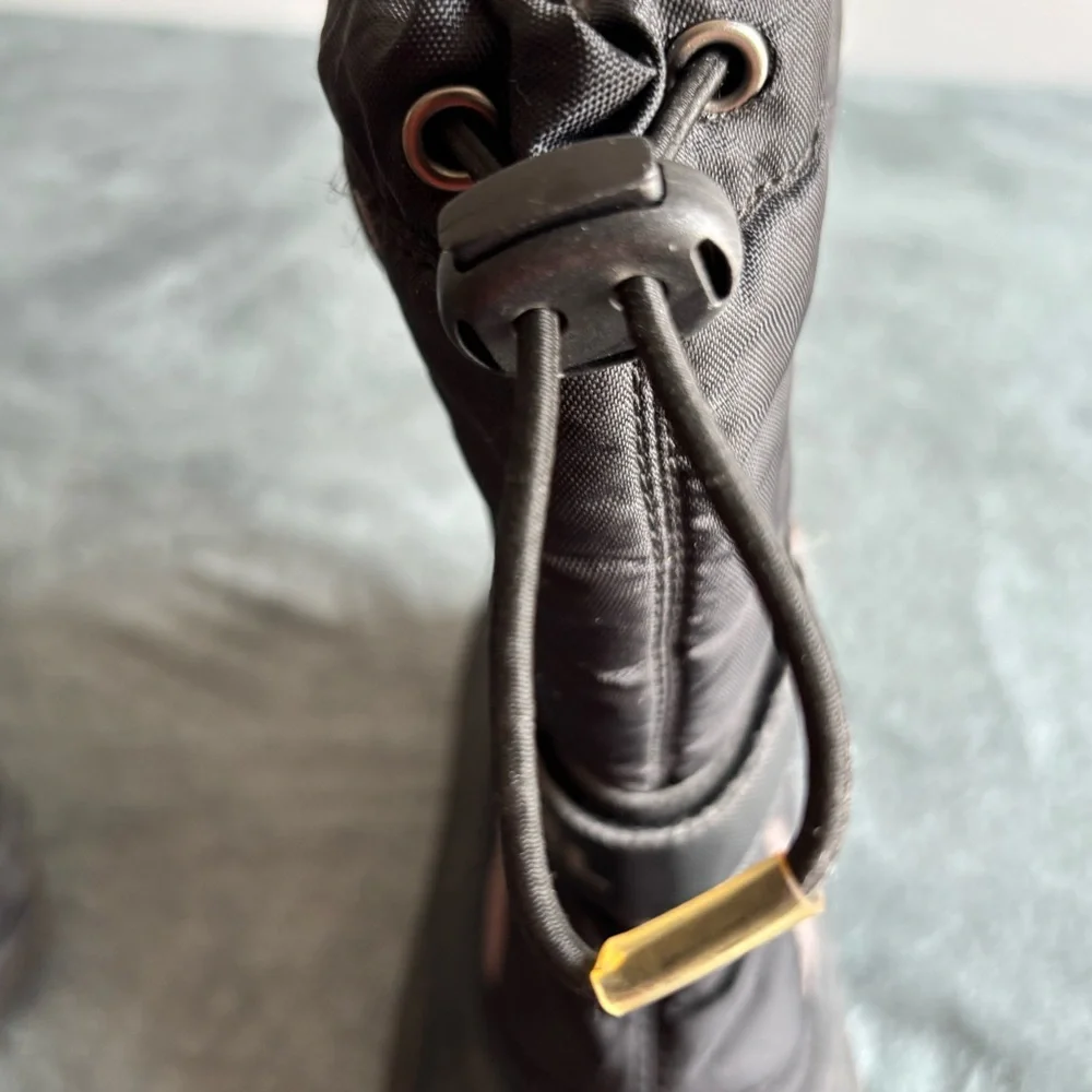 Sorel Youth Flurry Winter Boots Black Gray Size 3 US Waterproof Insulated Unisex